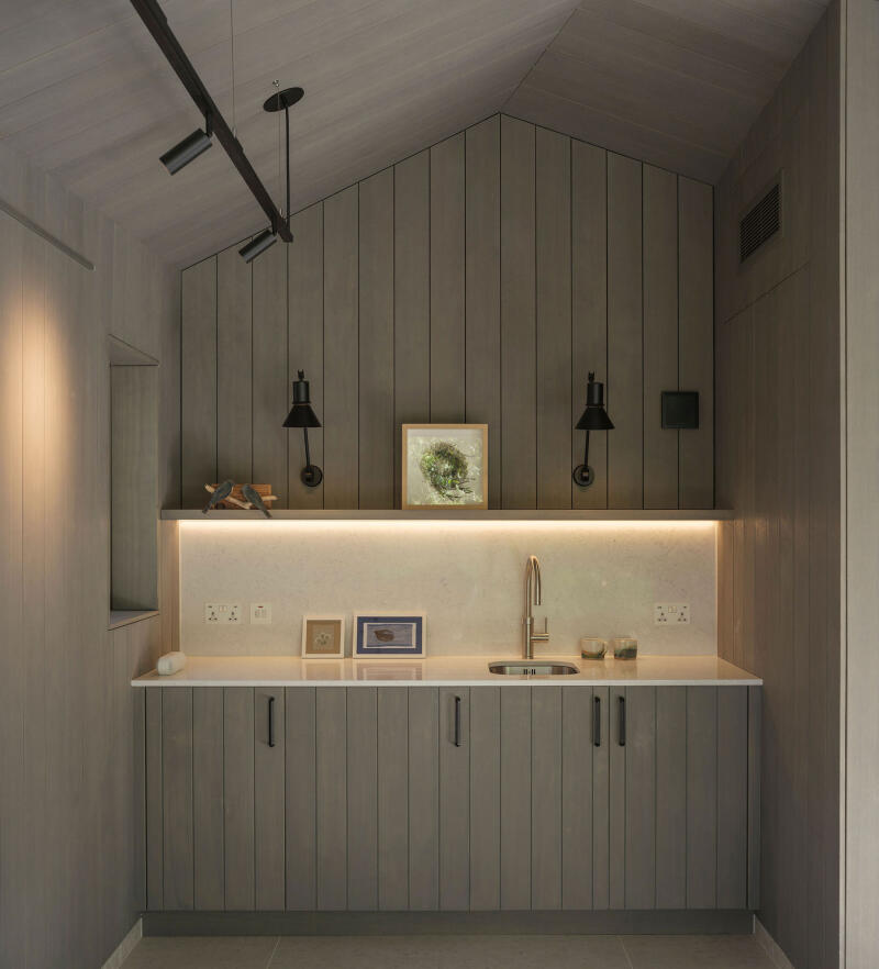 Summerhouse Studio kitchenette & Lighting