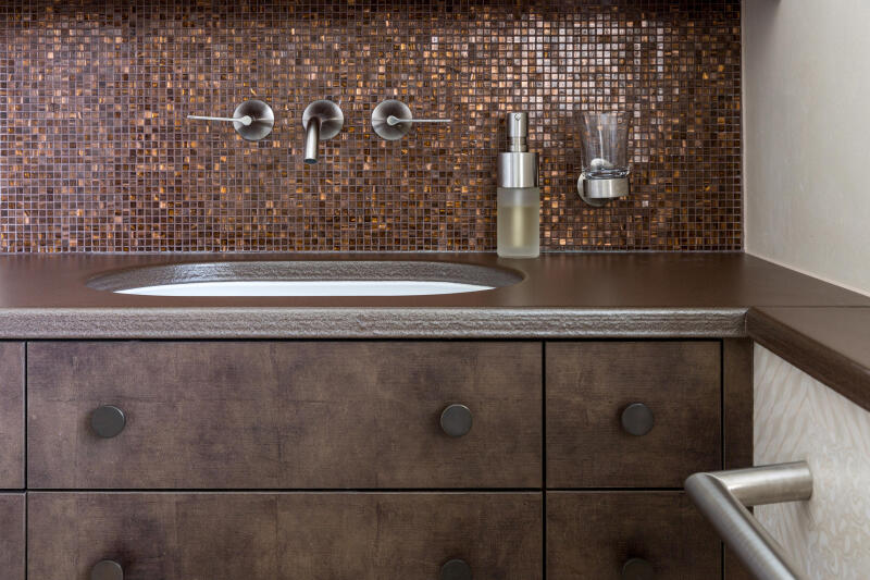 Linfield Master Bathroom 2 HighRes