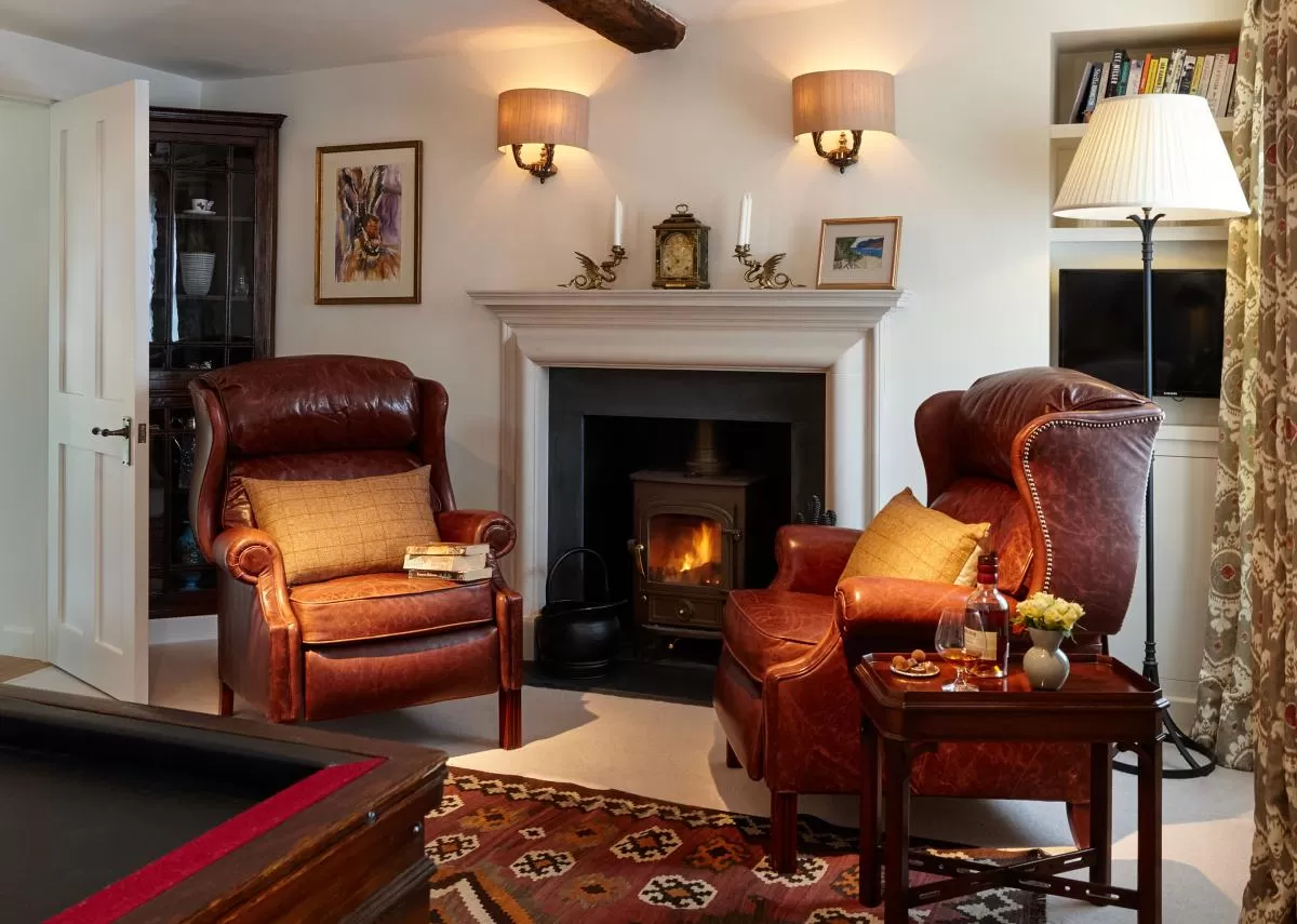 Nayland Bar Billiards Room HighRes